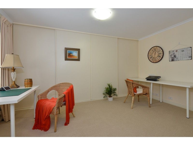 1 Wishart Crescent, Encounter Bay SA 5211