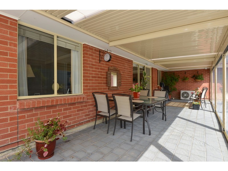 1 Wishart Crescent, Encounter Bay SA 5211