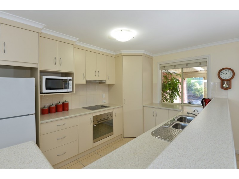 1 Wishart Crescent, Encounter Bay SA 5211