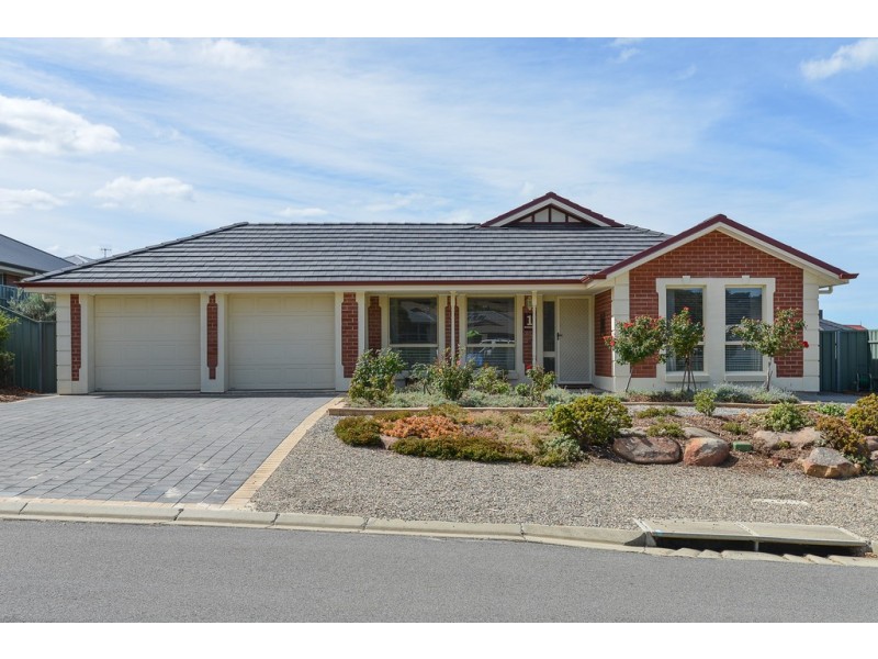 1 Wishart Crescent, Encounter Bay SA 5211