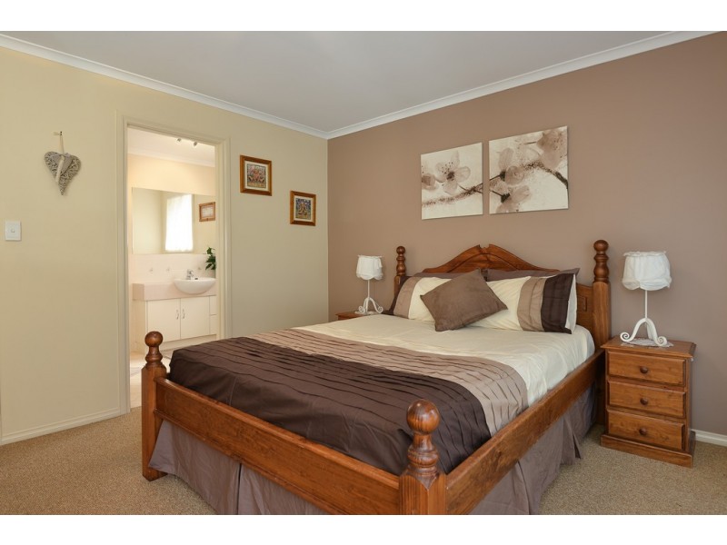 13 Africaine Drive, Mccracken SA 5211