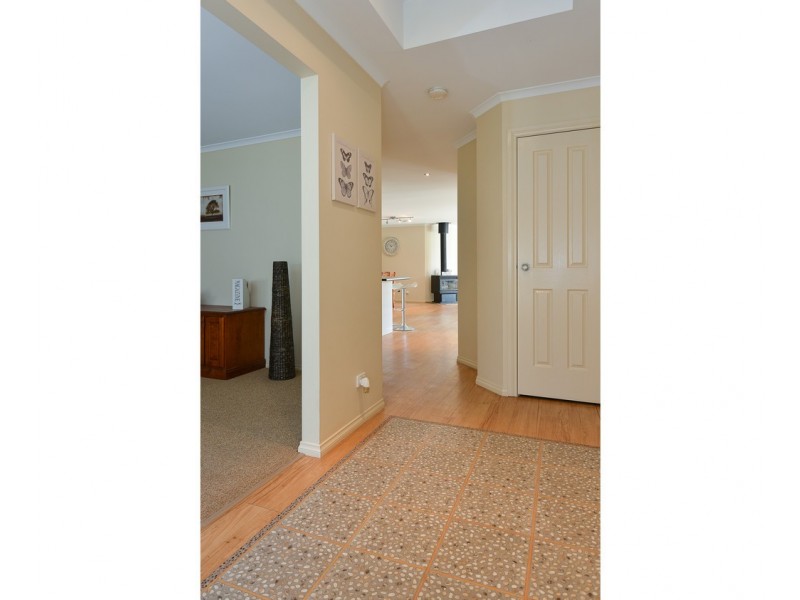 13 Africaine Drive, Mccracken SA 5211