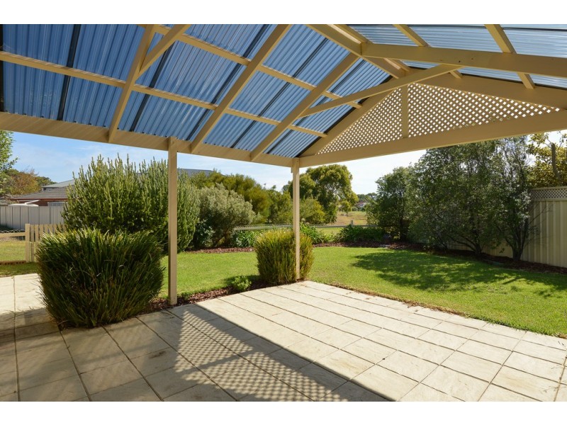 13 Africaine Drive, Mccracken SA 5211