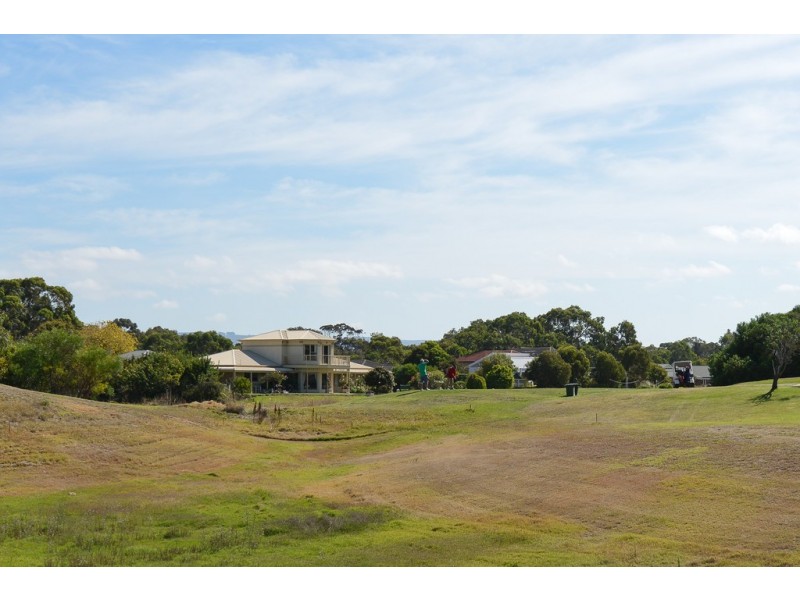 13 Africaine Drive, Mccracken SA 5211