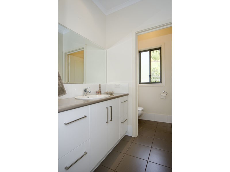 35 Gum Avenue, Victor Harbor SA 5211