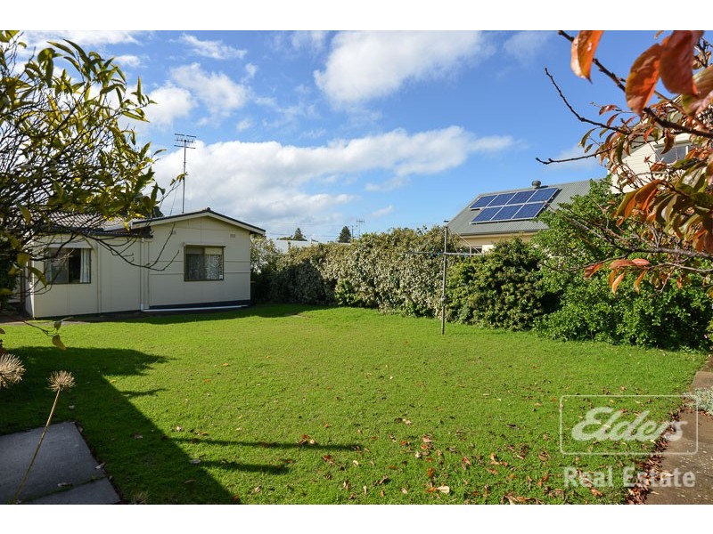 19 Whalers Road, Encounter Bay SA 5211