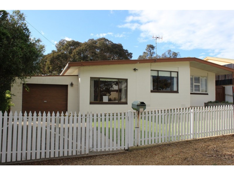 10 Altman Avenue, Victor Harbor SA 5211