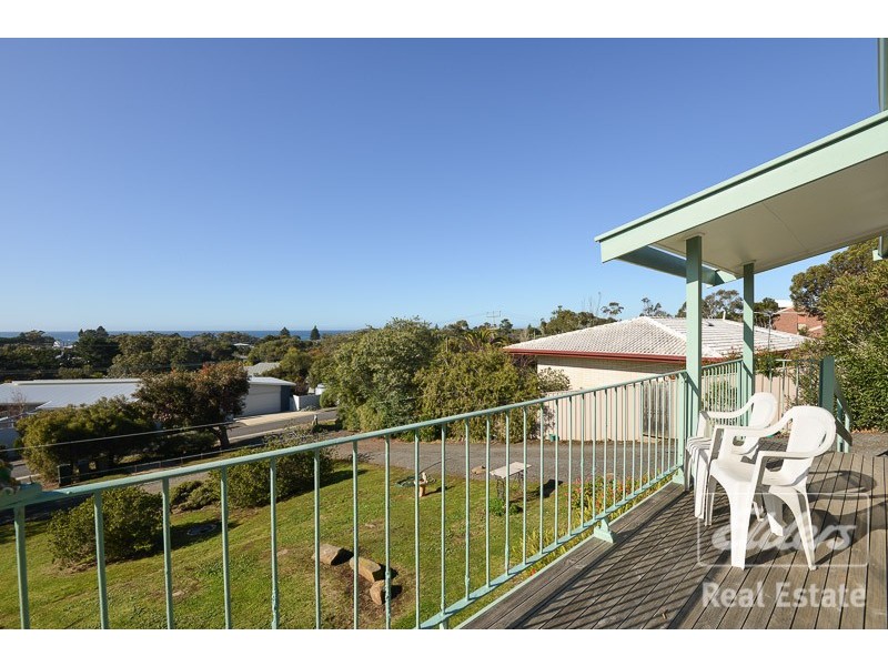 13 Harpoon Avenue, Encounter Bay SA 5211