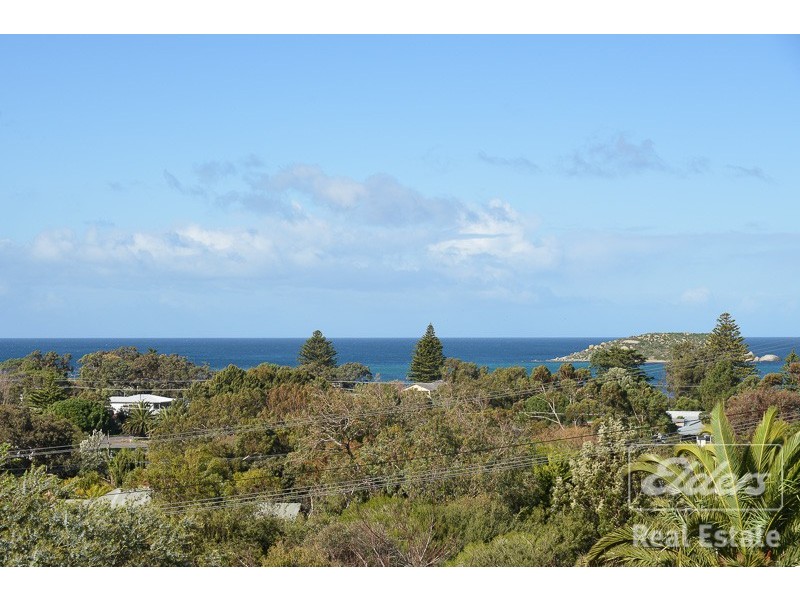 13 Harpoon Avenue, Encounter Bay SA 5211