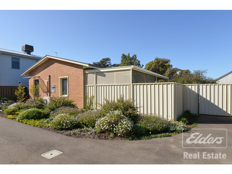 18a Giles Street, Encounter Bay SA 5211