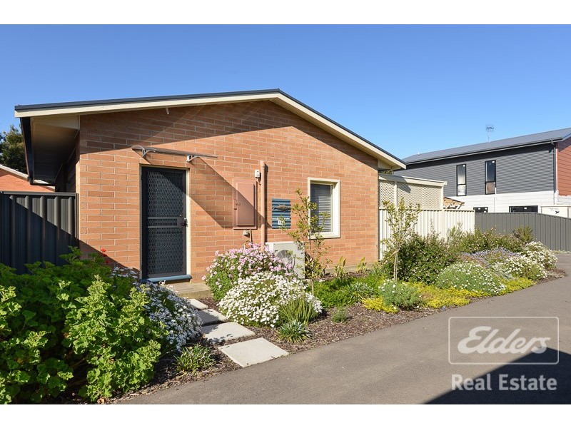 18a Giles Street, Encounter Bay SA 5211