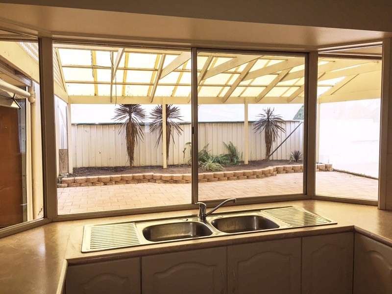 3 March Avenue, Hayborough SA 5211