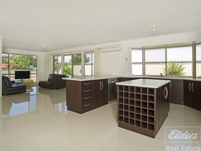 9 Clark Terrace, Port Elliot SA 5212