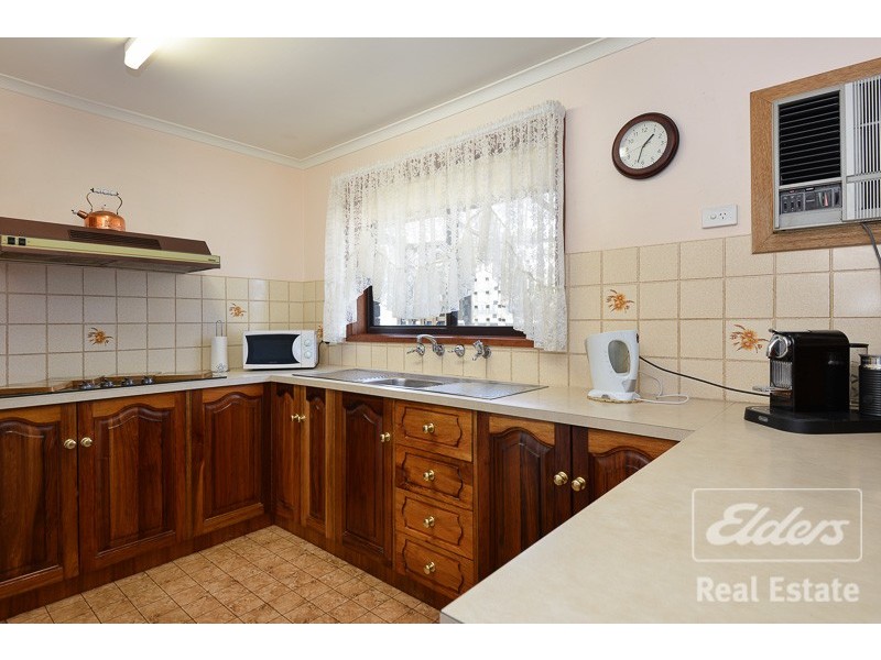 24 WALKER STREET, Hayborough SA 5211