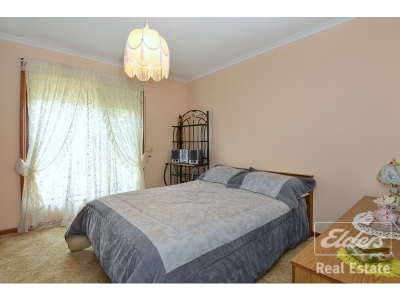 24 WALKER STREET, Hayborough SA 5211