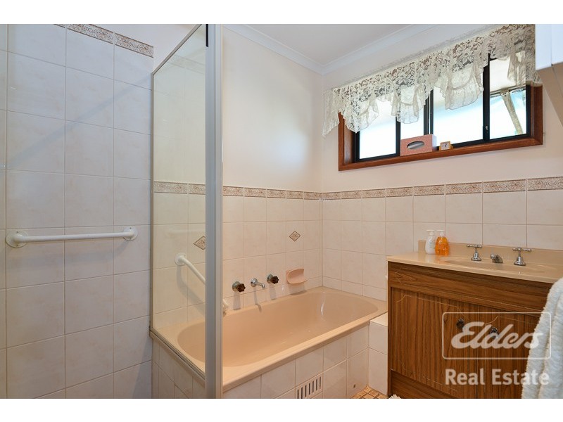 24 WALKER STREET, Hayborough SA 5211