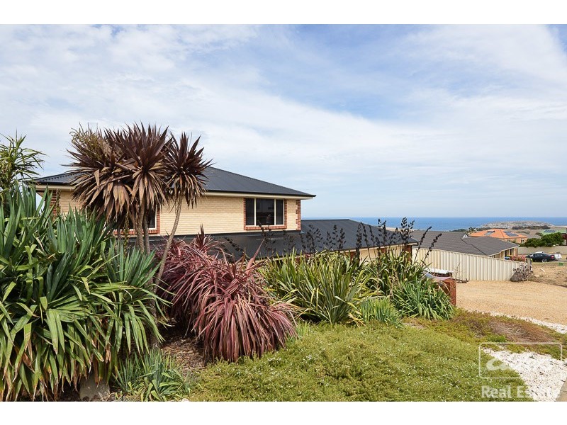 45 Southern Right Crescent, Encounter Bay SA 5211