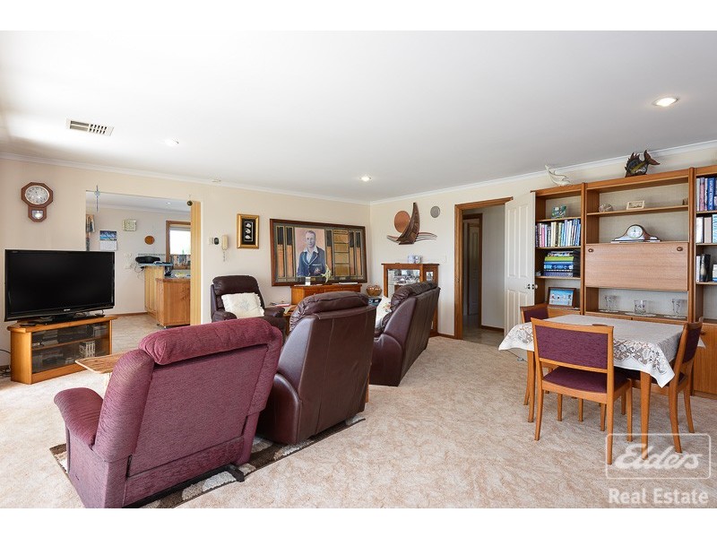 13 Laurie Avenue, Encounter Bay SA 5211
