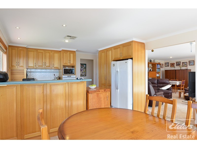 13 Laurie Avenue, Encounter Bay SA 5211
