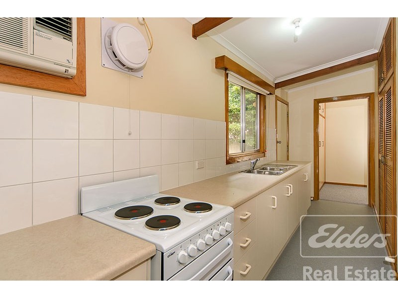 4 Keithalan Avenue, Victor Harbor SA 5211