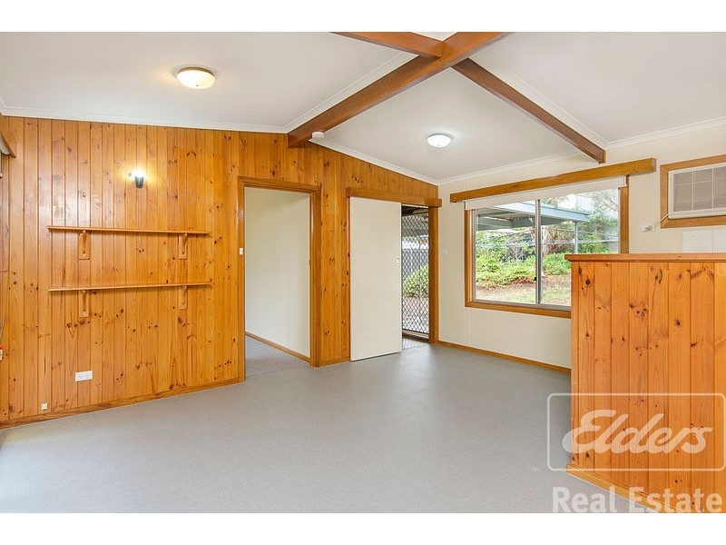 4 Keithalan Avenue, Victor Harbor SA 5211