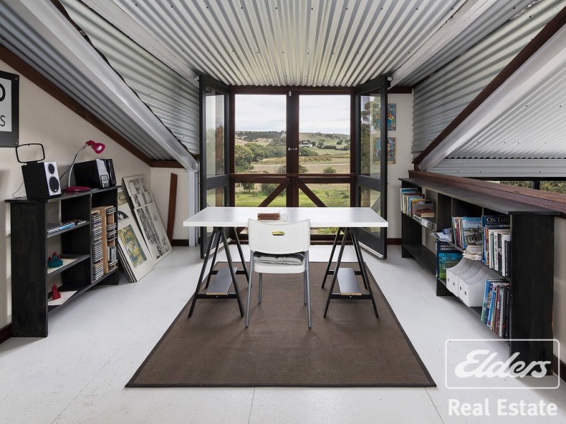589 Flagstaff Hill Rd, Middleton SA 5213