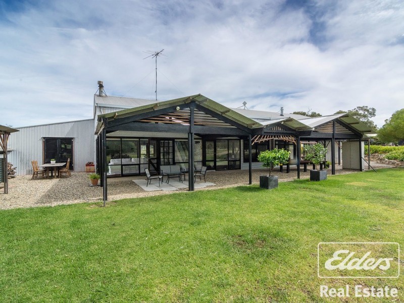 589 Flagstaff Hill Rd, Middleton SA 5213