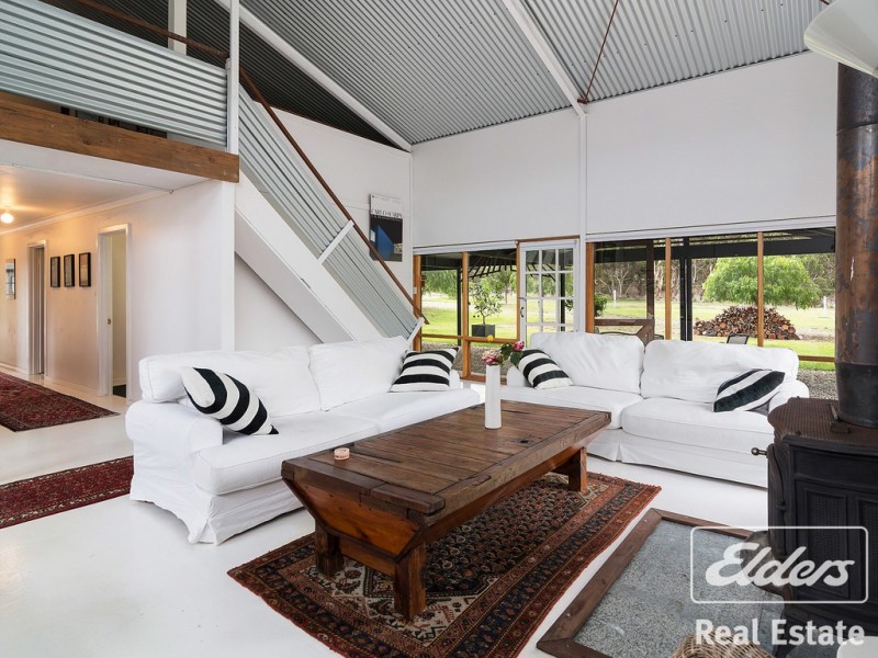 589 Flagstaff Hill Rd, Middleton SA 5213