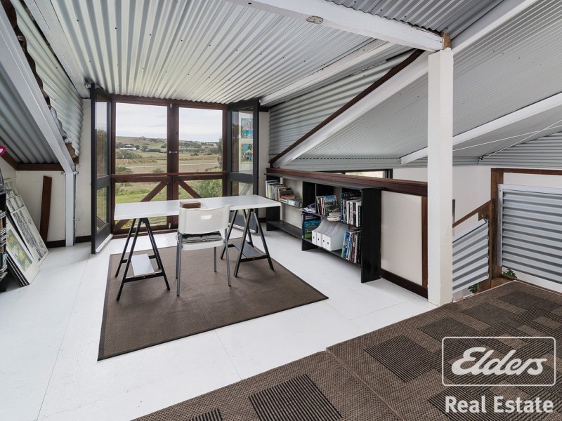 589 Flagstaff Hill Rd, Middleton SA 5213