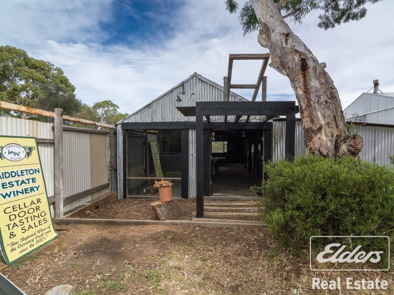 589 Flagstaff Hill Rd, Middleton SA 5213
