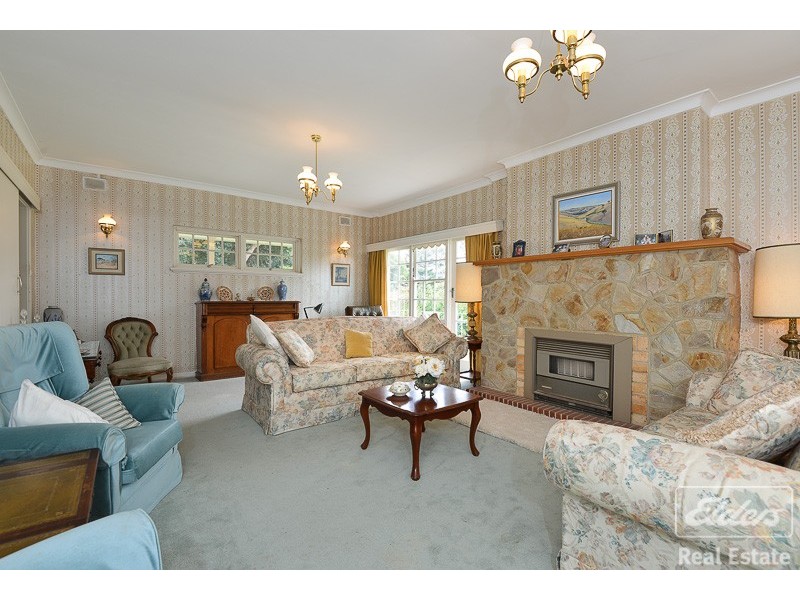 30 The Parkway, Victor Harbor SA 5211