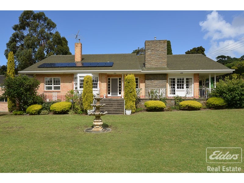 30 The Parkway, Victor Harbor SA 5211