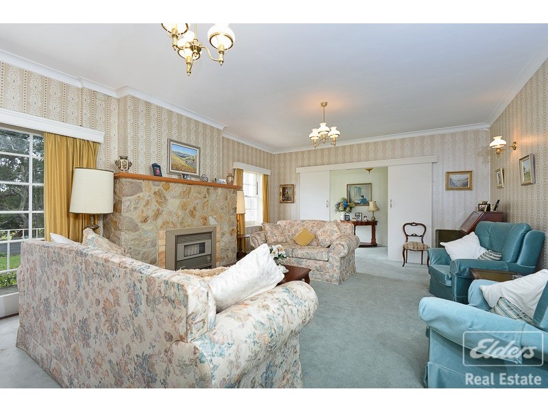 30 The Parkway, Victor Harbor SA 5211