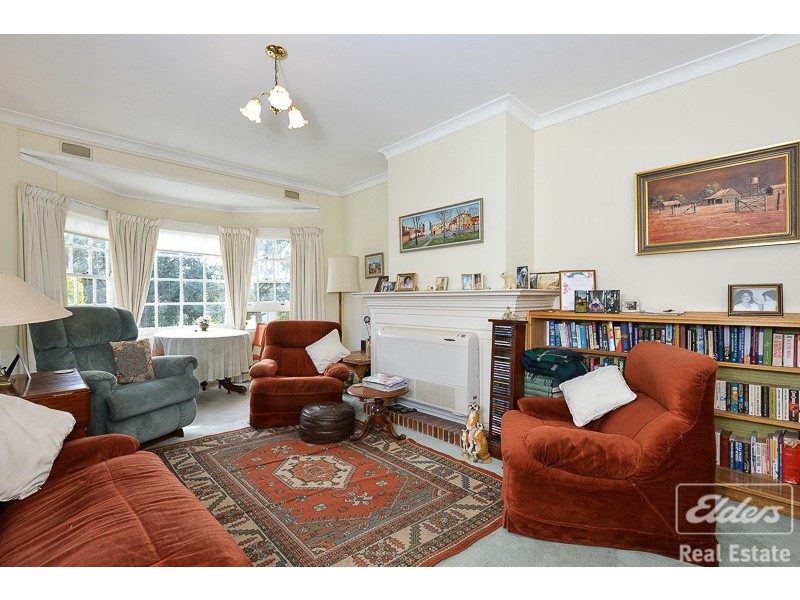 30 The Parkway, Victor Harbor SA 5211