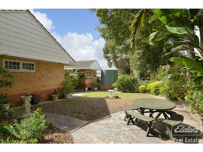 30 The Parkway, Victor Harbor SA 5211