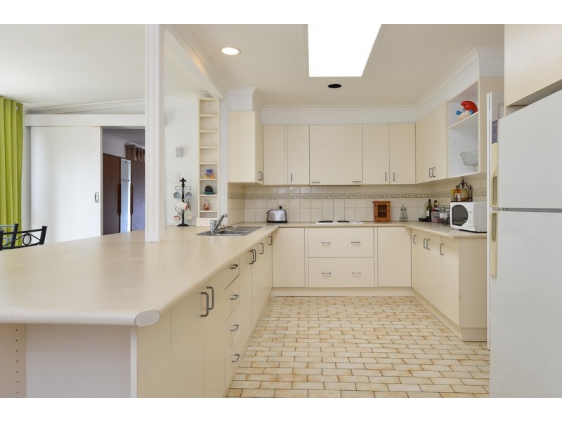 54 Seaview Rd, Victor Harbor SA 5211