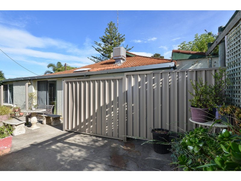 54 Seaview Rd, Victor Harbor SA 5211