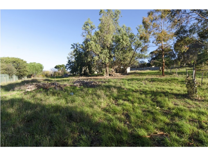 27 Valley View Road, Victor Harbor SA 5211