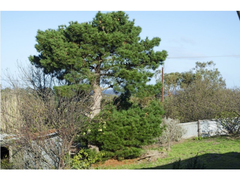 27 Valley View Road, Victor Harbor SA 5211