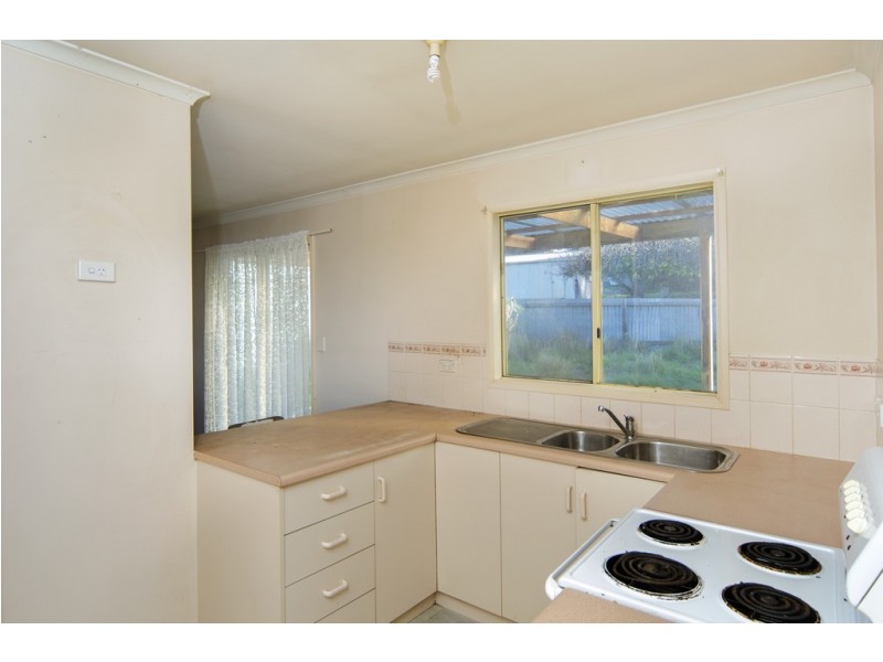 27 Valley View Road, Victor Harbor SA 5211