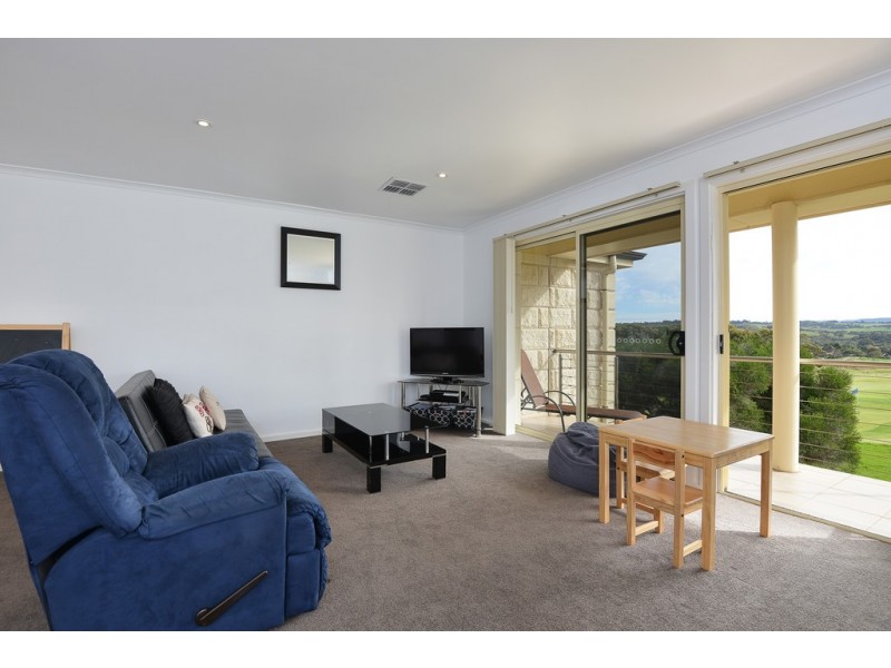 68A Rapid Drive, Mccracken SA 5211