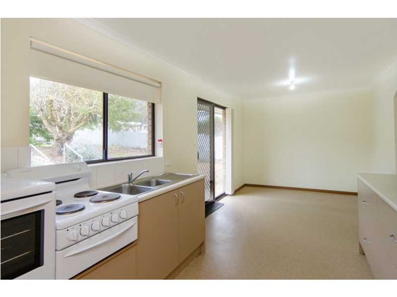 17 Simpson Street, Goolwa South SA 5214