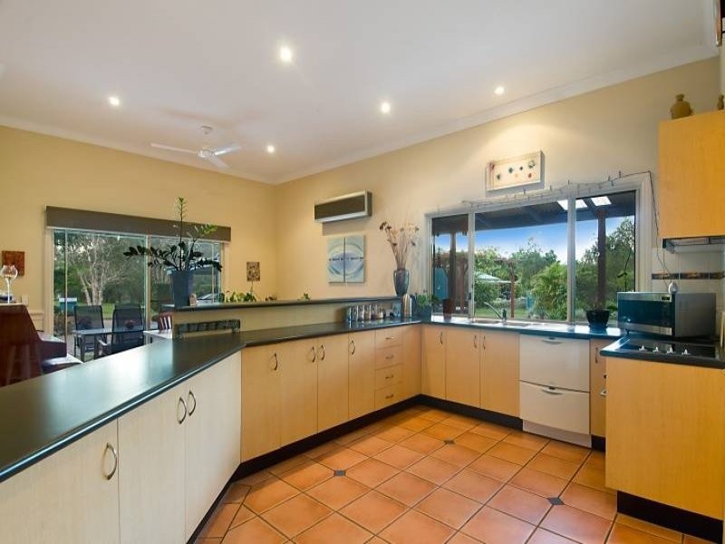 16 Greengate Rd, Cooroibah QLD 4565