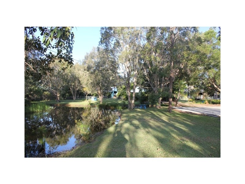 16 Greengate Rd, Cooroibah QLD 4565