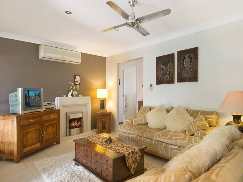 4 Cooba Place, Noosaville QLD 4566