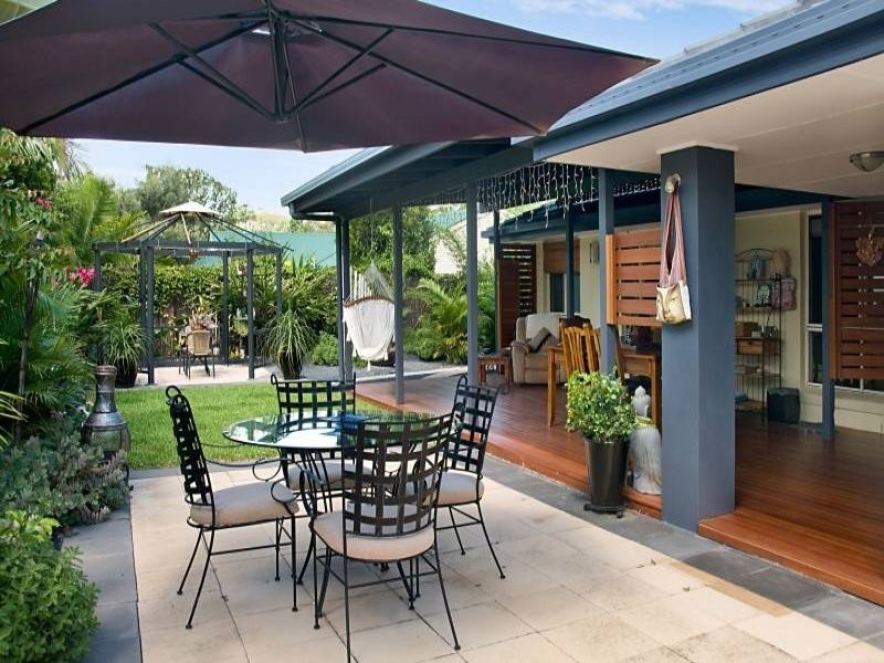 4 Cooba Place, Noosaville QLD 4566