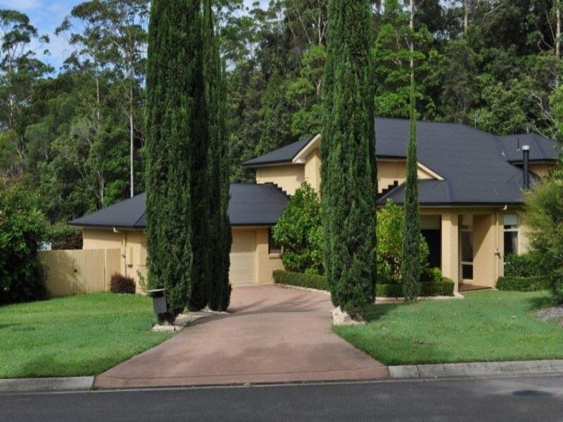 27 Stratford Park Dr, Pomona QLD 4568