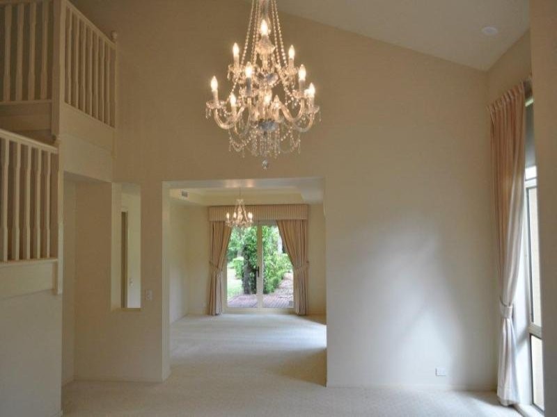 27 Stratford Park Dr, Pomona QLD 4568