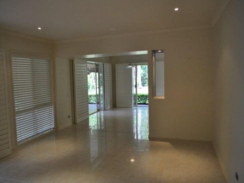 27 Stratford Park Dr, Pomona QLD 4568