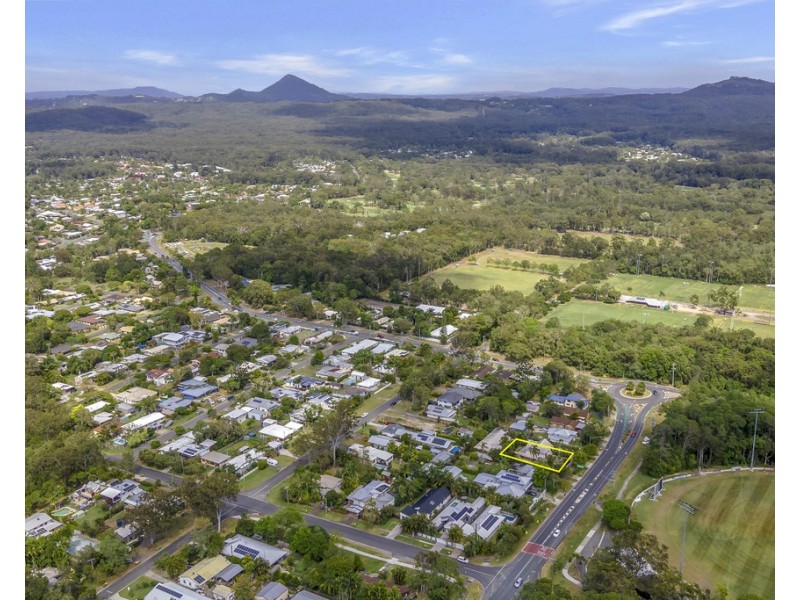 11 Poinciana Ave, Tewantin QLD 4565